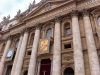 Il Martirio appeso sulla basilica