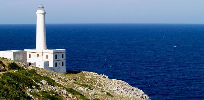 Perquisizione nel comune di Otranto: Carabinieri nella sede municipale per un controllo amministrativo Immagine Perquisizione nel comune di Otranto: Carabinieri nella sede municipale per un controllo amministrativo