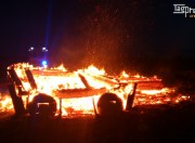 torre del parco dei guerrieri in fiamme